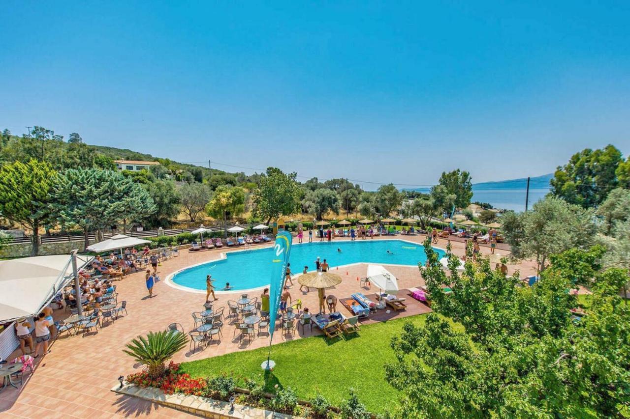 Evia Riviera Resort 아마린토스 외부 사진
