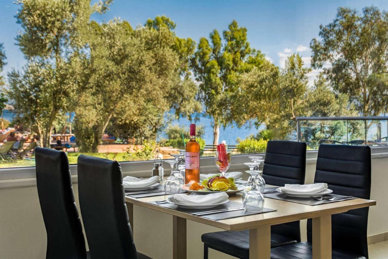 Evia Riviera Resort 아마린토스 외부 사진