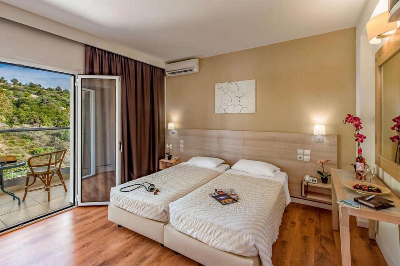 Evia Riviera Resort 아마린토스 외부 사진